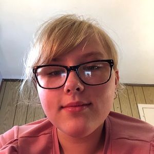 Meet your Posher, Cora